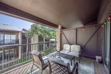 Lake House Across from Schlitterbahn! Walk to Downtown New Braunfels!, , on Comal River - New Braunfels in Texas - Lakehouse Vacation Rental - Lake Home for rent on LakeHouseVacations.com