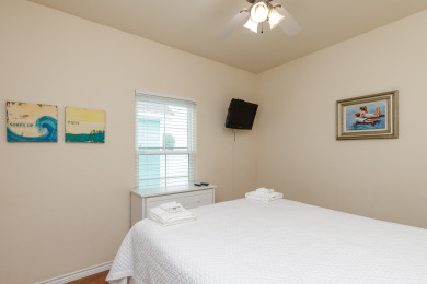 Lake House Pet-Friendly Retreat wa Private Patio, Tropical Pool, & in a Great Location!, , on Gulf of Mexico - Corpus Christi in Texas - Lakehouse Vacation Rental - Lake Home for rent on LakeHouseVacations.com