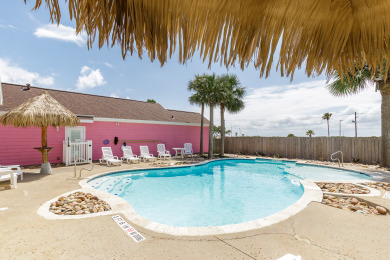 Lake House Pet-Friendly Retreat wa Private Patio, Tropical Pool, & in a Great Location!, , on Gulf of Mexico - Corpus Christi in Texas - Lakehouse Vacation Rental - Lake Home for rent on LakeHouseVacations.com