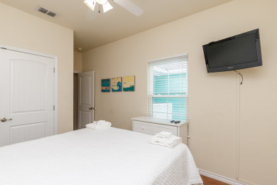 Lake House Pet-Friendly Retreat wa Private Patio, Tropical Pool, & in a Great Location!, , on Gulf of Mexico - Corpus Christi in Texas - Lakehouse Vacation Rental - Lake Home for rent on LakeHouseVacations.com