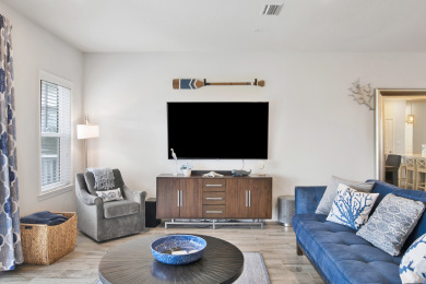Lake House Beautiful Townhome Condo Totally Embraces The Lost Key Lifestyle! Free Golf! , , on Gulf of Mexico - Pensacola in Florida - Lakehouse Vacation Rental - Lake Home for rent on LakeHouseVacations.com