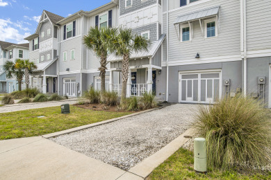 Lake House Beautiful Townhome Condo Totally Embraces The Lost Key Lifestyle! Free Golf! , , on Gulf of Mexico - Pensacola in Florida - Lakehouse Vacation Rental - Lake Home for rent on LakeHouseVacations.com