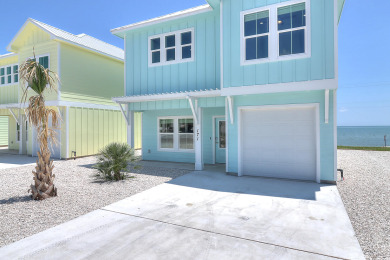 Lake House Fulton Breeze! Waterfront, Pool, Private Hottub, Walk to Restaurants and Pier, , on Gulf of Mexico - Aransas Bay in Texas - Lakehouse Vacation Rental - Lake Home for rent on LakeHouseVacations.com
