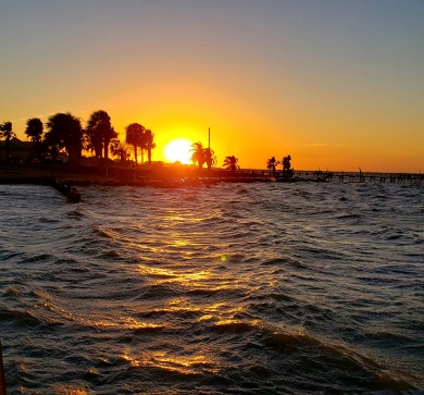 Lake House Fulton Breeze! Waterfront, Pool, Private Hottub, Walk to Restaurants and Pier, , on Gulf of Mexico - Aransas Bay in Texas - Lakehouse Vacation Rental - Lake Home for rent on LakeHouseVacations.com