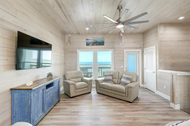 Lake House Fulton Breeze! Waterfront, Pool, Private Hottub, Walk to Restaurants and Pier, , on Gulf of Mexico - Aransas Bay in Texas - Lakehouse Vacation Rental - Lake Home for rent on LakeHouseVacations.com