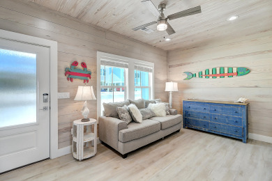 Lake House Fulton Breeze! Waterfront, Pool, Private Hottub, Walk to Restaurants and Pier, , on Gulf of Mexico - Aransas Bay in Texas - Lakehouse Vacation Rental - Lake Home for rent on LakeHouseVacations.com