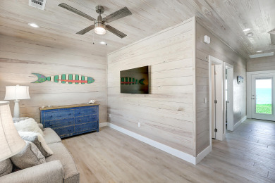 Lake House Fulton Breeze! Waterfront, Pool, Private Hottub, Walk to Restaurants and Pier, , on Gulf of Mexico - Aransas Bay in Texas - Lakehouse Vacation Rental - Lake Home for rent on LakeHouseVacations.com