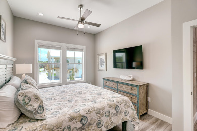 Lake House Fulton Breeze! Waterfront, Pool, Private Hottub, Walk to Restaurants and Pier, , on Gulf of Mexico - Aransas Bay in Texas - Lakehouse Vacation Rental - Lake Home for rent on LakeHouseVacations.com