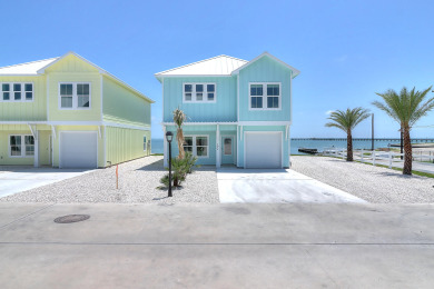 Lake House Fulton Breeze! Waterfront, Pool, Private Hottub, Walk to Restaurants and Pier, , on Gulf of Mexico - Aransas Bay in Texas - Lakehouse Vacation Rental - Lake Home for rent on LakeHouseVacations.com