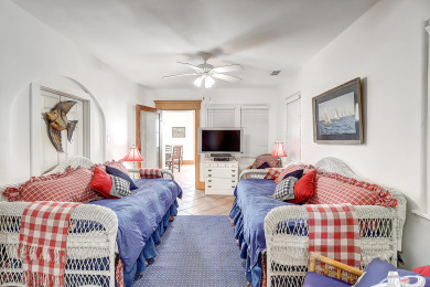 Lake House Historic waterfront home with amazing Aransas Bay views! 200 ft pier access!, , on Gulf of Mexico - Aransas Bay in Texas - Lakehouse Vacation Rental - Lake Home for rent on LakeHouseVacations.com