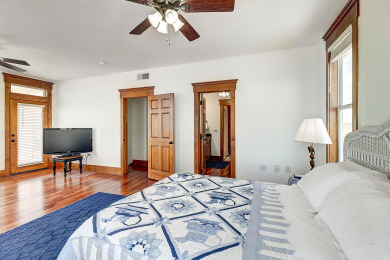 Lake House Historic waterfront home with amazing Aransas Bay views! 200 ft pier access!, , on Gulf of Mexico - Aransas Bay in Texas - Lakehouse Vacation Rental - Lake Home for rent on LakeHouseVacations.com