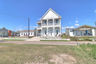 Lake House Historic waterfront home with amazing Aransas Bay views! 200 ft pier access!, , on Gulf of Mexico - Aransas Bay in Texas - Lakehouse Vacation Rental - Lake Home for rent on LakeHouseVacations.com