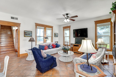 Lake House Historic waterfront home with amazing Aransas Bay views! 200 ft pier access!, , on Gulf of Mexico - Aransas Bay in Texas - Lakehouse Vacation Rental - Lake Home for rent on LakeHouseVacations.com
