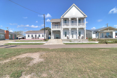 Lake House Historic waterfront home with amazing Aransas Bay views! 200 ft pier access!, , on Gulf of Mexico - Aransas Bay in Texas - Lakehouse Vacation Rental - Lake Home for rent on LakeHouseVacations.com