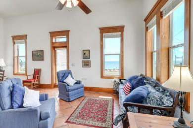Lake House Historic waterfront home with amazing Aransas Bay views! 200 ft pier access!, , on Gulf of Mexico - Aransas Bay in Texas - Lakehouse Vacation Rental - Lake Home for rent on LakeHouseVacations.com