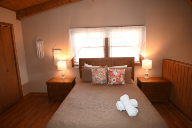 Lake House Paradise Your Smoky Mountain Slice of Heaven, Just Minutes from Gatlinburg!, , on West Prong Little Pigeon River - Gatlinburg in Tennessee - Lakehouse Vacation Rental - Lake Home for rent on LakeHouseVacations.com