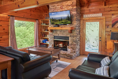 Lake House Beary Relaxing Your Paw-fect Pigeon Forge Getaway!, , on West Prong Little Pigeon River in Tennessee - Lakehouse Vacation Rental - Lake Home for rent on LakeHouseVacations.com