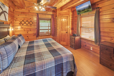 Lake House Beary Relaxing Your Paw-fect Pigeon Forge Getaway!, , on West Prong Little Pigeon River in Tennessee - Lakehouse Vacation Rental - Lake Home for rent on LakeHouseVacations.com