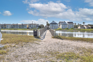 Lake House Pier access! Beautiful pool! 3 bedroom, 2.5 bathroom home in Rockport!, , on Gulf of Mexico - Aransas Bay in Texas - Lakehouse Vacation Rental - Lake Home for rent on LakeHouseVacations.com