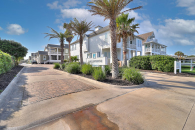 Lake House Pier access! Beautiful pool! 3 bedroom, 2.5 bathroom home in Rockport!, , on Gulf of Mexico - Aransas Bay in Texas - Lakehouse Vacation Rental - Lake Home for rent on LakeHouseVacations.com