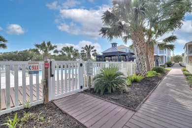Lake House Pier access! Beautiful pool! 3 bedroom, 2.5 bathroom home in Rockport!, , on Gulf of Mexico - Aransas Bay in Texas - Lakehouse Vacation Rental - Lake Home for rent on LakeHouseVacations.com