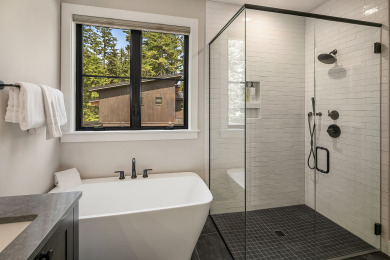 Lake House Suncadia's #1 7BR Luxury Retreat! 4 En-Suites! Premium Amenities*Hot Tub*, , on Lake Cle Elum in Washington - Lakehouse Vacation Rental - Lake Home for rent on LakeHouseVacations.com
