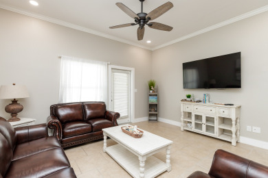 Lake House Relaxing Island Stay with Pool Access & Beach Nearby, , on Gulf of Mexico - Corpus Christi in Texas - Lakehouse Vacation Rental - Lake Home for rent on LakeHouseVacations.com