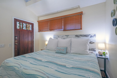 Lake House Kauai charm at affordable upstairs studio, walk to everything, , on Kauai - Princeville in Hawaii - Lakehouse Vacation Rental - Lake Home for rent on LakeHouseVacations.com