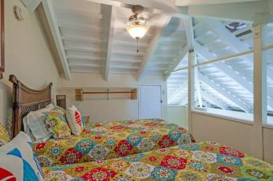 Lake House Relaxing island charm at quiet upstairs unit, walk to everything, , on Kauai - Princeville in Hawaii - Lakehouse Vacation Rental - Lake Home for rent on LakeHouseVacations.com
