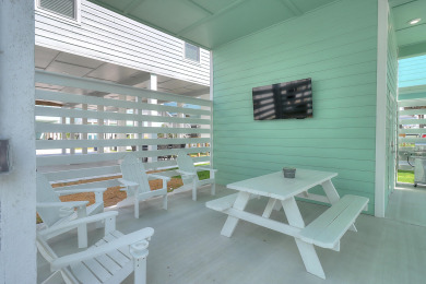Lake House Turtle Cove! Huge community pool! New 3 bedroom, 2 bath Ocean Reef Cottage!, , on Gulf of Mexico - Aransas Bay in Texas - Lakehouse Vacation Rental - Lake Home for rent on LakeHouseVacations.com