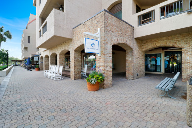 Lake House Waterfront 1 Bedroom villa steps away from shops and dining in Shelter Cove, , on Atlantic Ocean - Hilton Head Island in South Carolina - Lakehouse Vacation Rental - Lake Home for rent on LakeHouseVacations.com