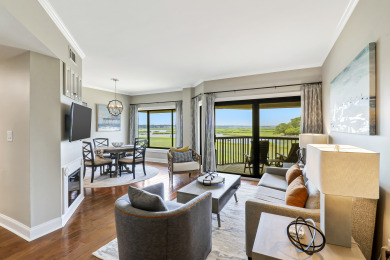Lake House Waterfront 1 Bedroom villa steps away from shops and dining in Shelter Cove, , on Atlantic Ocean - Hilton Head Island in South Carolina - Lakehouse Vacation Rental - Lake Home for rent on LakeHouseVacations.com
