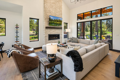Lake House Beautiful and Luxurious! 6BR Golf Course Retreat*Game Room*Hot Tub, , on Lake Cle Elum in Washington - Lakehouse Vacation Rental - Lake Home for rent on LakeHouseVacations.com