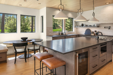 Lake House Beautiful and Luxurious! 6BR Golf Course Retreat*Game Room*Hot Tub, , on Lake Cle Elum in Washington - Lakehouse Vacation Rental - Lake Home for rent on LakeHouseVacations.com