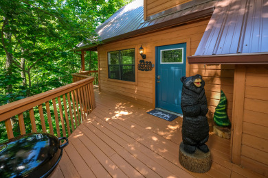 Lake House 3BR Chalet near Gatlinburg Arts & Crafts District with Ridgetop Views!, , on West Prong Little Pigeon River - Gatlinburg in Tennessee - Lakehouse Vacation Rental - Lake Home for rent on LakeHouseVacations.com