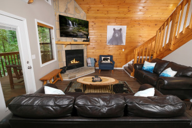 Lake House 3BR Chalet near Gatlinburg Arts & Crafts District with Ridgetop Views!, , on West Prong Little Pigeon River - Gatlinburg in Tennessee - Lakehouse Vacation Rental - Lake Home for rent on LakeHouseVacations.com
