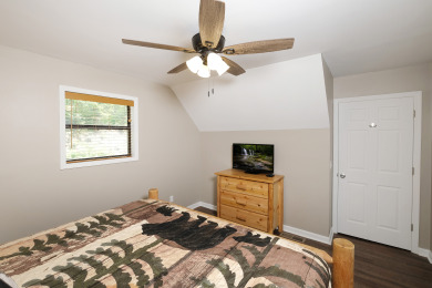 Lake House 3BR Chalet near Gatlinburg Arts & Crafts District with Ridgetop Views!, , on West Prong Little Pigeon River - Gatlinburg in Tennessee - Lakehouse Vacation Rental - Lake Home for rent on LakeHouseVacations.com
