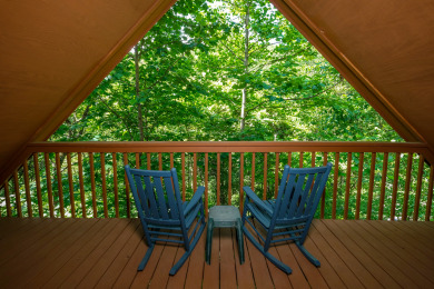 Lake House 3BR Chalet near Gatlinburg Arts & Crafts District with Ridgetop Views!, , on West Prong Little Pigeon River - Gatlinburg in Tennessee - Lakehouse Vacation Rental - Lake Home for rent on LakeHouseVacations.com
