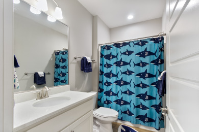 Lake House Coastal Living Perfected Banana Bay's Intracoastal Retreat with Sandy Shores, , on Gulf of Mexico - Pensacola in Florida - Lakehouse Vacation Rental - Lake Home for rent on LakeHouseVacations.com