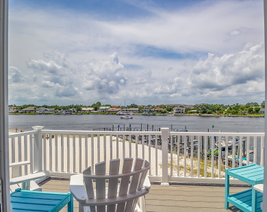 Lake House Coastal Living Perfected Banana Bay's Intracoastal Retreat with Sandy Shores, , on Gulf of Mexico - Pensacola in Florida - Lakehouse Vacation Rental - Lake Home for rent on LakeHouseVacations.com