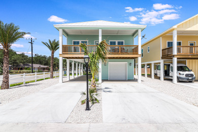 Lake House Fishtastic! Waterfront,Community Pool,Walk to Bars, Restaurants and Pier!, , on Gulf of Mexico - Aransas Bay in Texas - Lakehouse Vacation Rental - Lake Home for rent on LakeHouseVacations.com