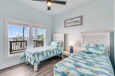 Lake House Fishtastic! Waterfront,Community Pool,Walk to Bars, Restaurants and Pier!, , on Gulf of Mexico - Aransas Bay in Texas - Lakehouse Vacation Rental - Lake Home for rent on LakeHouseVacations.com