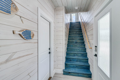 Lake House Fishtastic! Waterfront,Community Pool,Walk to Bars, Restaurants and Pier!, , on Gulf of Mexico - Aransas Bay in Texas - Lakehouse Vacation Rental - Lake Home for rent on LakeHouseVacations.com