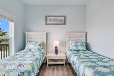 Lake House Fishtastic! Waterfront,Community Pool,Walk to Bars, Restaurants and Pier!, , on Gulf of Mexico - Aransas Bay in Texas - Lakehouse Vacation Rental - Lake Home for rent on LakeHouseVacations.com