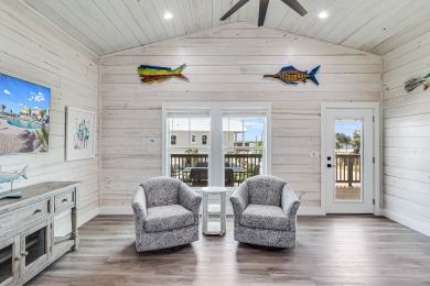 Lake House Fishtastic! Waterfront,Community Pool,Walk to Bars, Restaurants and Pier!, , on Gulf of Mexico - Aransas Bay in Texas - Lakehouse Vacation Rental - Lake Home for rent on LakeHouseVacations.com