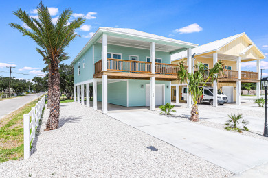 Lake House Fishtastic! Waterfront,Community Pool,Walk to Bars, Restaurants and Pier!, , on Gulf of Mexico - Aransas Bay in Texas - Lakehouse Vacation Rental - Lake Home for rent on LakeHouseVacations.com