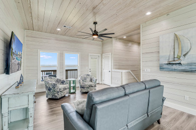 Lake House Waterfront,Community Pool,Personal Hottub,Walk to Bars, Restaurants and Pier, , on Gulf of Mexico - Aransas Bay in Texas - Lakehouse Vacation Rental - Lake Home for rent on LakeHouseVacations.com