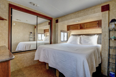 Lake House 149 Reel Street - Rogers Bay Campground, , on Atlantic Ocean - North Topsail Beach in North Carolina - Lakehouse Vacation Rental - Lake Home for rent on LakeHouseVacations.com