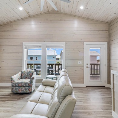 Lake House Under The Sea! Waterfront,Community Pool,Walk to Bars, Restaurants and Pier!, , on Gulf of Mexico - Aransas Bay in Texas - Lakehouse Vacation Rental - Lake Home for rent on LakeHouseVacations.com