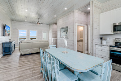 Lake House Waterfront,Community Pool, Personal Hottub,Walk to Bars, Restaurants and Pier, , on Gulf of Mexico - Aransas Bay in Texas - Lakehouse Vacation Rental - Lake Home for rent on LakeHouseVacations.com